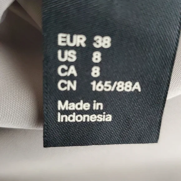 H&M cream zip up sleeveless cargo dress size 8 - Picture 6 of 7